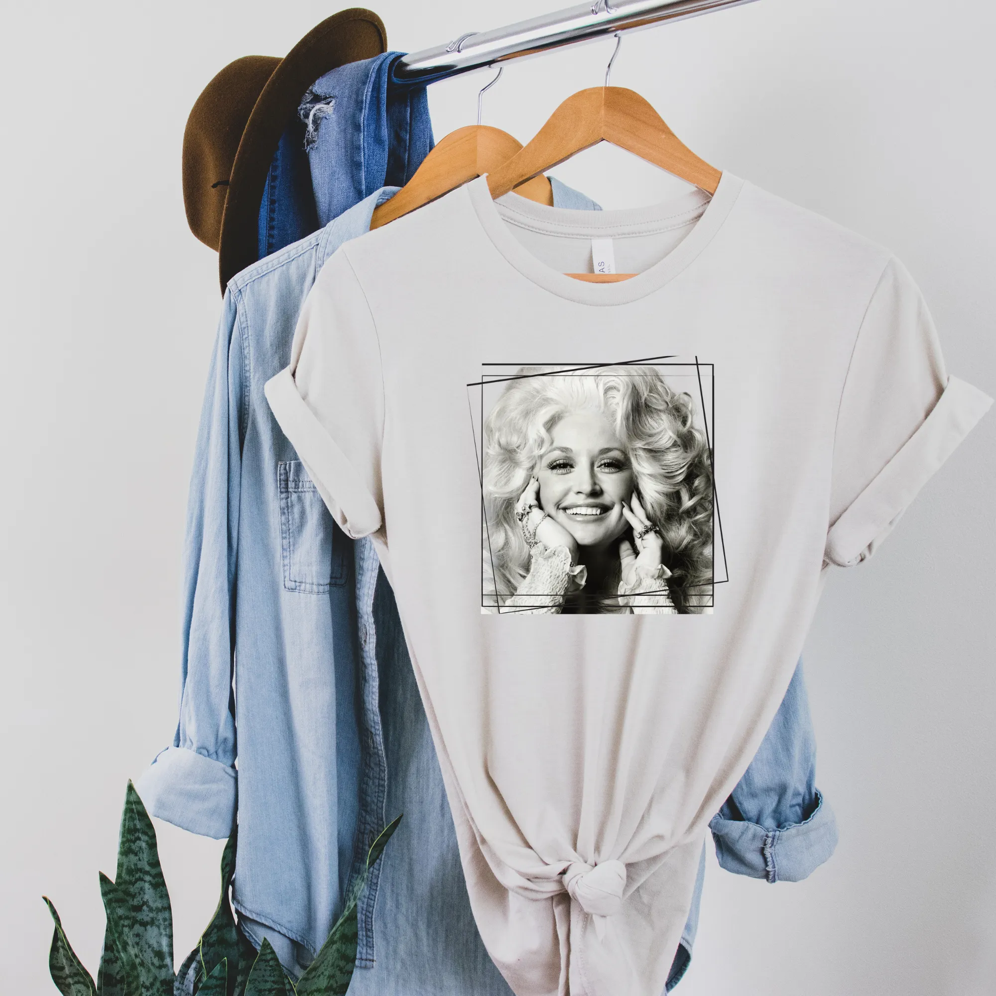 Dolly Portrait Graphic Tee