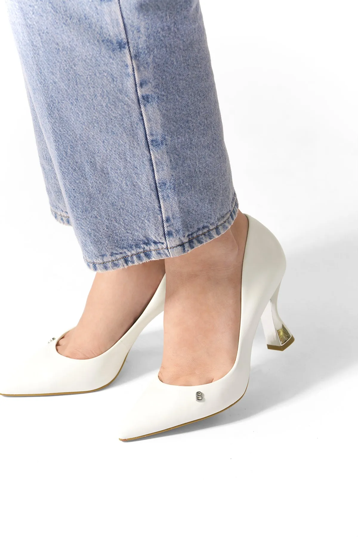 Kyra Heels - White