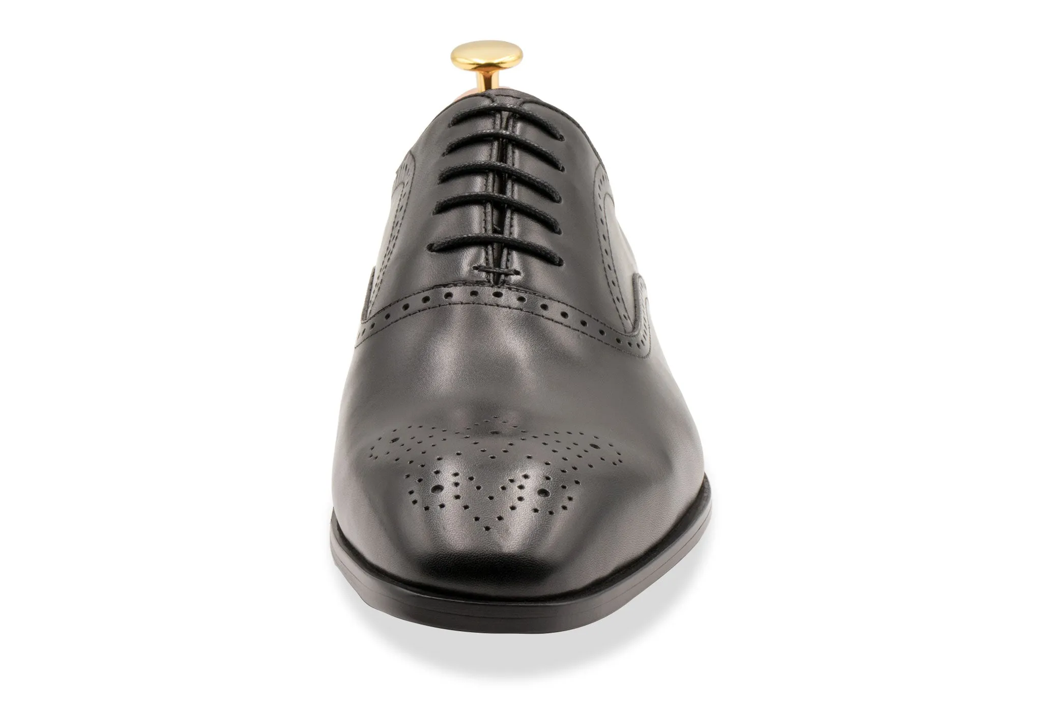 Mendoza Medallion Black Oxford